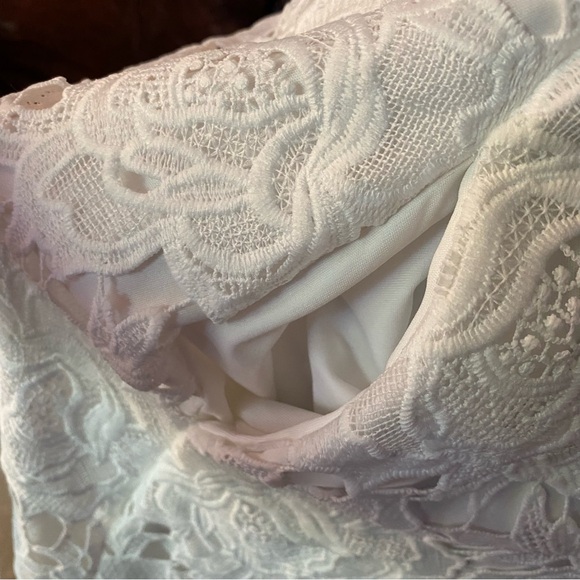 NWT Divine Beauty White Lace Midi Dress With Pockets Size Medium - Picture 16 of 16